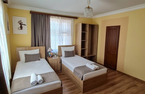 Byurakan House | Seva Guesthouse in Byurakan