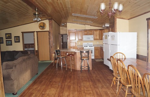Deerwood House | Seven Bedroom Home On Turtle Lake, Sleeps Up To 20 People