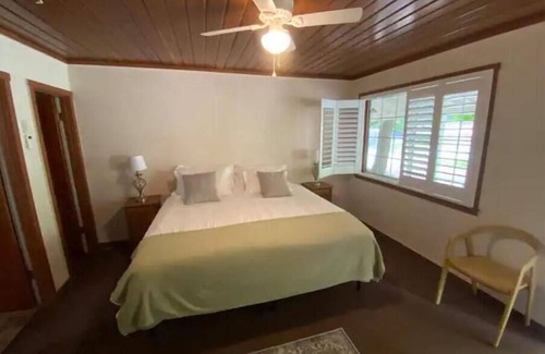 Orosi Hotel | Seven Circles Lodge&Retreat,up to 30+ guests near Kings Canyon National Park