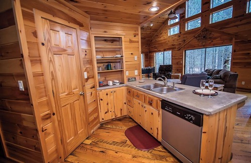 Broken Bow Cabin | Seven Eagles- Broken Bow/Hochatown- 2bd