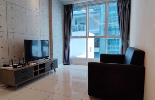 Kampung Sembulan Baru Apartment | Seven Heaven at Sutera Avenue - Unit 2