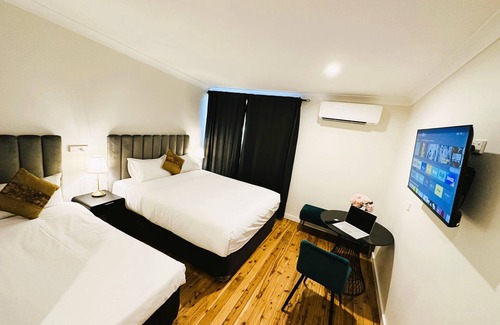 Gumly Gumly Hotel | Seven Inn