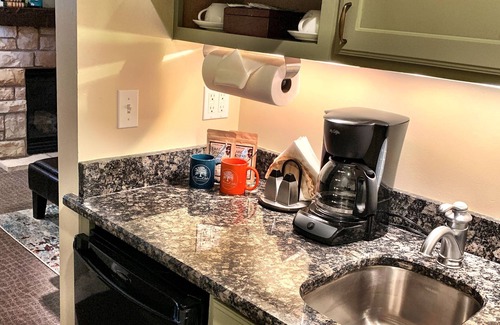 Lake Geneva Bed & Breakfast | Seven Oaks Bed & Breakfast