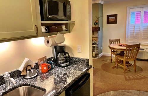 Lake Geneva Bed & Breakfast | Seven Oaks Bed & Breakfast