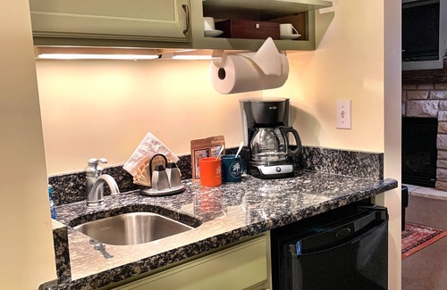 Lake Geneva Bed & Breakfast | Seven Oaks Bed & Breakfast