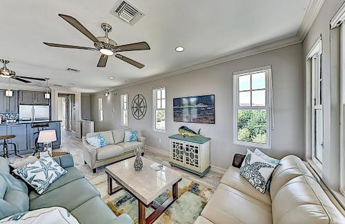 Marathon House | Seven Palms