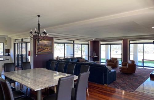 Fletcher House | Severn river Guest house