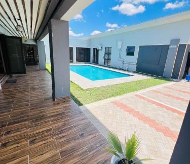 Maun Bed & Breakfast | Sewelo inn guesthouse