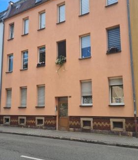 Crimmitschau Apartment | Seyfarthrooms - Monteurwohnung Crimmitschau 7 - voll ausgestattet, 2 Schlafzimmer, WLAN inklusive