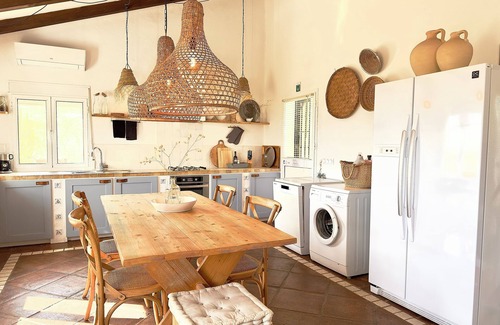 Antequera Villa | Sfeervol Vakantiehuis met Zwembad
