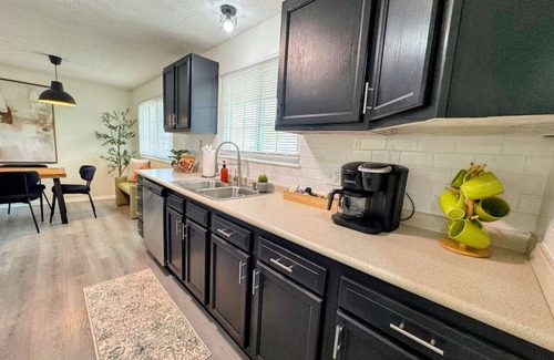 Reynoldsburg House | SFH | Garage | Fenced Yard | Quiet Neighborhood