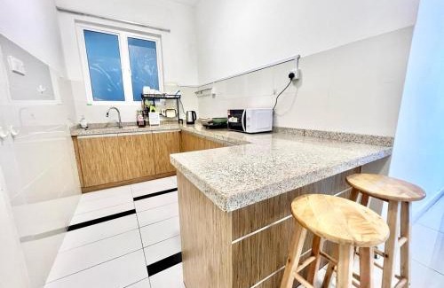Bandar Puchong Jaya Apartment | SG 1-6Pax 1Room 4Bed Sky Pod Puchong IOI Mall LRT