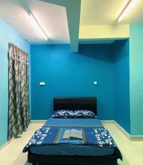 Kampung Padang Behor House | SH-StayHere with 3 bedroom and 2 bathroom
