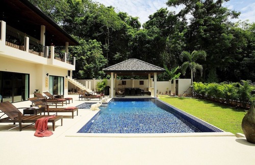 Rawai Villa | (SHA+)Coral Villa: 8 Bedroom, Private Pool Villa, Near Beach, Sleeping 19 Guests