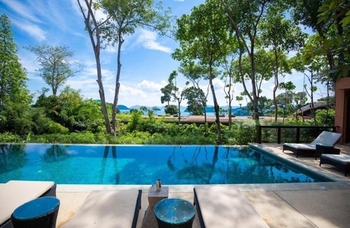 Wichit Villa | (SHA+)Three-Bedroom Residence Pool Villa with Garden View