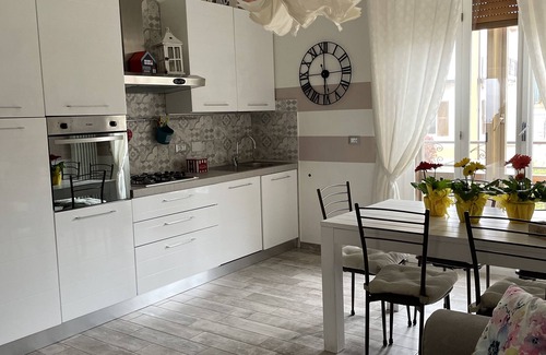 Carozzo Apartment | Shabby Style in nature