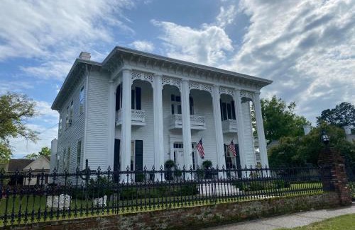 Columbus Bed & Breakfast | Shadowlawn Bed and Breakfast