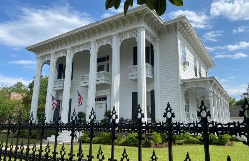 Columbus Bed & Breakfast | Shadowlawn Bed and Breakfast
