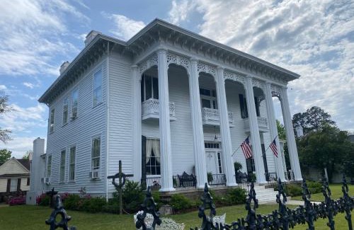 Columbus Bed & Breakfast | Shadowlawn Bed and Breakfast