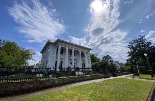 Columbus Bed & Breakfast | Shadowlawn Bed and Breakfast