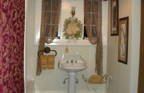 Columbus Bed & Breakfast | Shadowlawn Bed & Breakfast