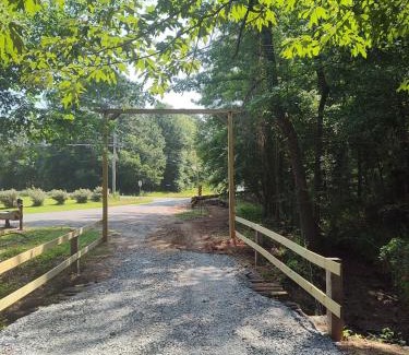Benton House | Shady Pine Cabin