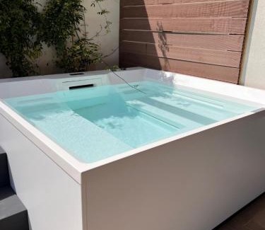 Taranto House | SHAH Rooms&relax