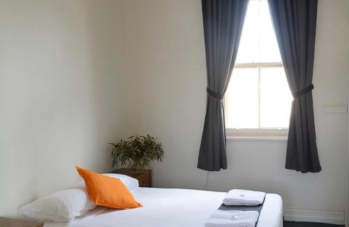 Temora Hotel | Shamrock Hotel Motel Temora