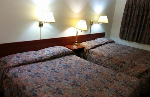 Valleyview Hotel | Shamrock Motel