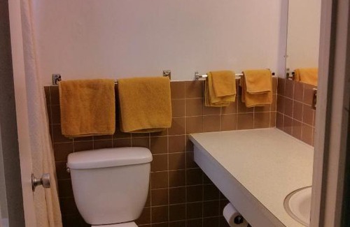 Valleyview Hotel | Shamrock Motel