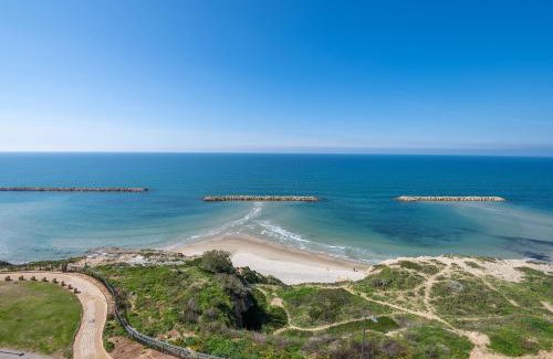 Netanya Apartment | Shamyam -שמיים דירות מושלמות על הים עם ממד,גקוזי פרטי, בריכה ונוף מהמם
