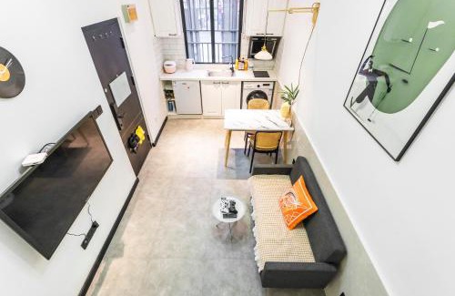 Huaihai Road Commercial Area Apartment | Shanghai Hills&XING 3067 Homestay Near Line 1&13 and Fuxing Park