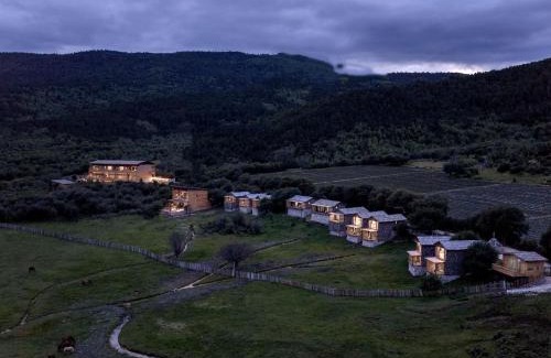 Shangri-La Hotel | Shangri-La Bandu Xingye Muge Manor Hotel