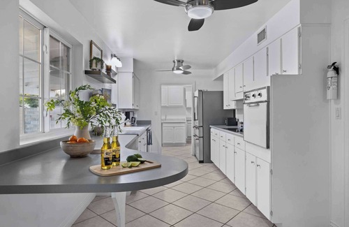 Melrose Paradise House | Shangri La: Boho Chic with Patio, Pool, & Grille!