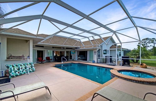 Pinehurst Villa | Shangri-La, full refund*, heated pool, sleeps 6