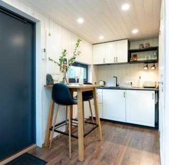 Laane-Harju Parish House | SHANTI FOREST HOUSE Guest house with mirror sauna