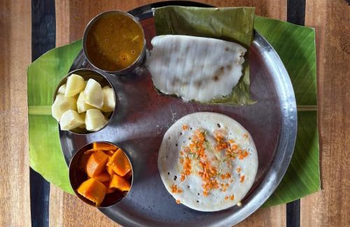Andhakaranazhy Resort | Shantitheeram Ayurveda Lakeside Heritage Resort