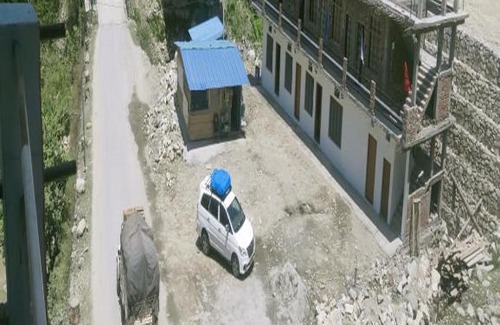Rajgarhi Bed & Breakfast | Sharda Palace by StayApart