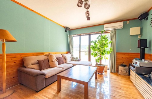 Takeo House | Share Creative&Bed adonoan