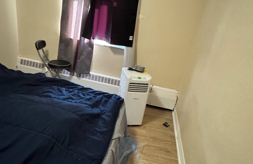 Cabbagetown Apartment | Shared 1 bedroom apartment