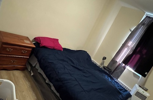 Cabbagetown Apartment | Shared 1 bedroom apartment