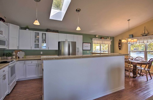 Grove House | Shared Boat Ramp: Waterfront Home in Grove