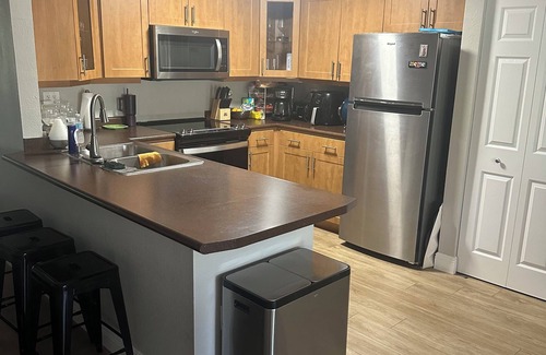 Tampa Condo | Shared condo in welcoming Tampa with AC, WiFi, fitness room
