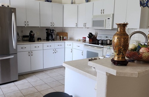 Ocala House | Shared space in Private Home
