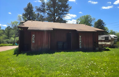 Saddlestring House | Shasta Deville, Rustic Shasta Deville RV