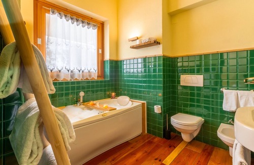 Entreves Hotel | Shatush Hotel