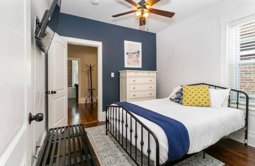 Shaw Condo | Shaw by the Garden - 2 Family Fully Reno'd!