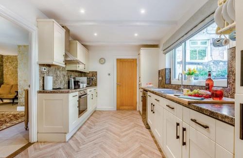 Alnwick House | Shawdon Hill Cottage