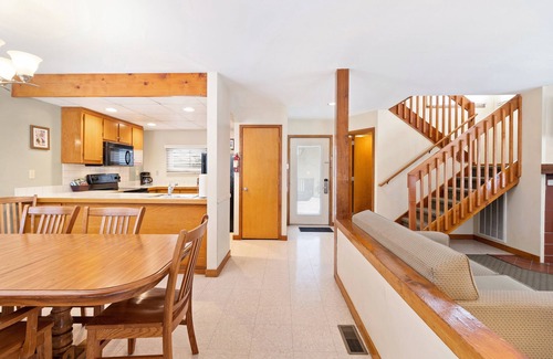 Shawnee On Delaware Hotel | Shawnee Village Resort