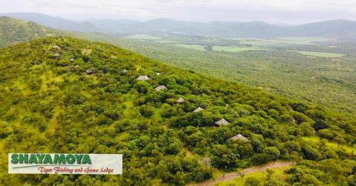 Pongola Cabin | Shayamoya Tiger Fishing and Game Lodge